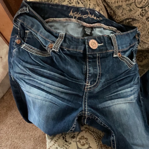 Fashionable Size 11/12 jeans by Atiya Jeans. - Picture 3 of 4